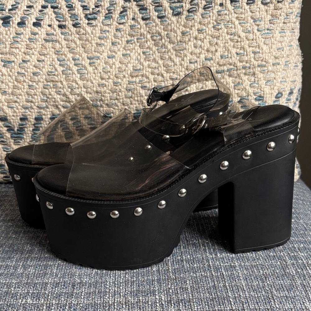 N.Y.L.A. Black Clear Platform Studded Women's Shoes Sandals size 8